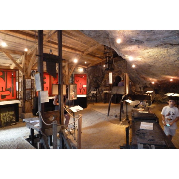 รูปถ่าย ฝรั่งเศส(France) บ้านป้อมเดอเรญัก(Maison Forte de Reignac) 2010-08 84