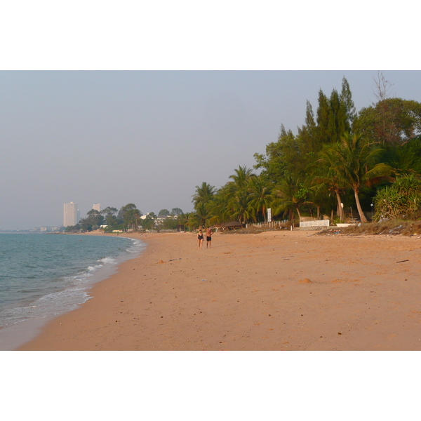 รูปถ่าย ไทย(Thailand) ชลบุรี(Chonburi) หาดซันไชน์(Sunshine beach) 2008-01 15