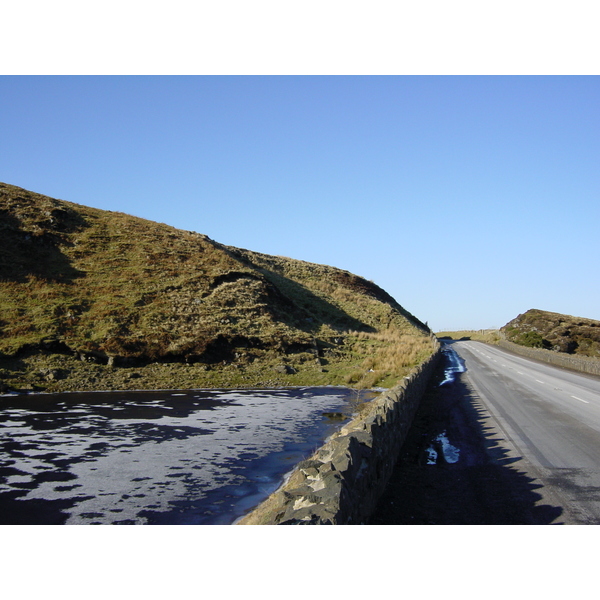 รูปถ่าย ไอร์แลนด์เหนือ(North Ireland) ชายฝั่งแอนทริม(Antrim coast) 2001-02 1