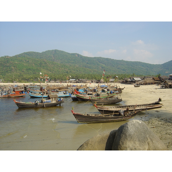 รูปถ่าย พม่า(Myanmar) หาดหม่องมะกัน(Maungmagan beach) 2005-01 24