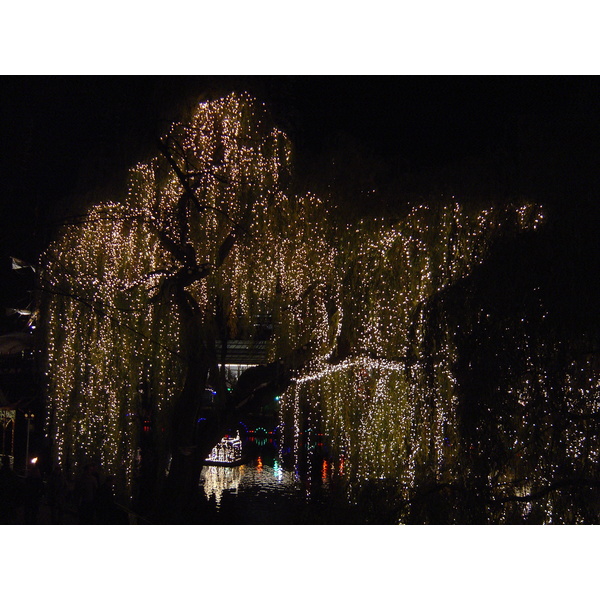 รูปถ่าย เดนมาร์ก(Denmark) โคเปนเฮเกน(Copenhagen) สวนสาธารณะทิโวลี(Tivoli Park) 2004-11 20