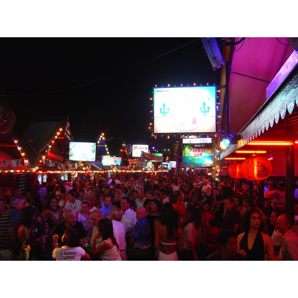รูปถ่าย ไทย(Thailand) ภูเก็ต(Phuket) ป่าตอง(Patong) สีสันกลางคืน(night) 2005-12 4