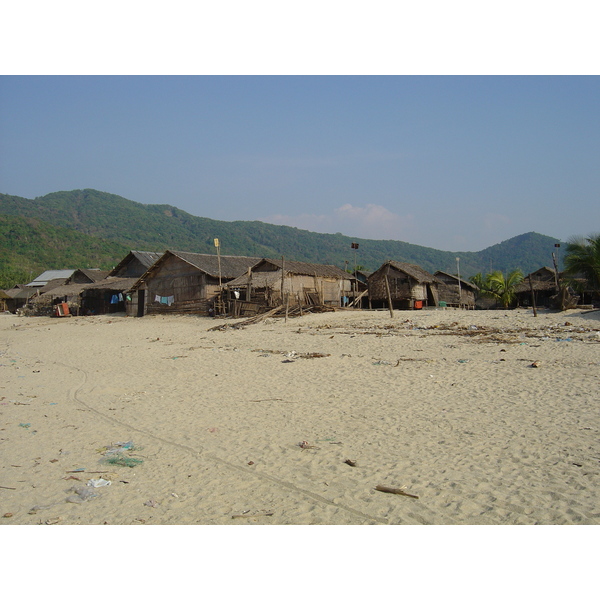 รูปถ่าย พม่า(Myanmar) หาดหม่องมะกัน(Maungmagan beach) 2005-01 60