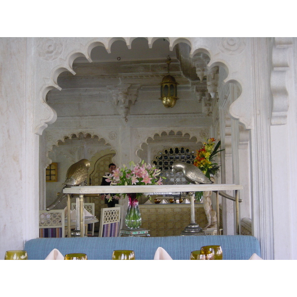 รูปถ่าย อินเดีย(India) อูไดปูร์(Udaipur) โรงแรมเลคพาเลซ(Lake Palace Hotel) 2003-05 12