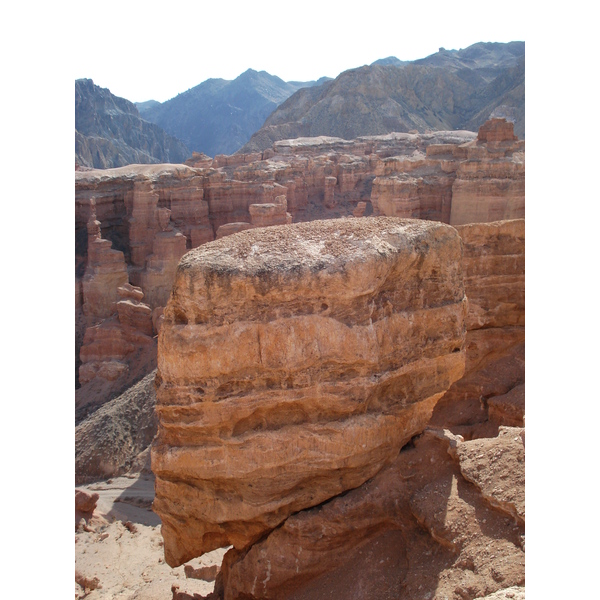 รูปถ่าย คาซัคสถาน(Kazakhstan) หุบผาชารึน(Charyn Canyon) 2007-03 61