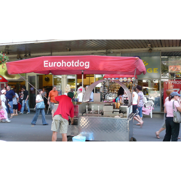 รูปถ่าย สาธารณรัฐเช็ก(Czech Republic) ปราก(Prague) นาโรดนี(Narodni) 2007-07 34