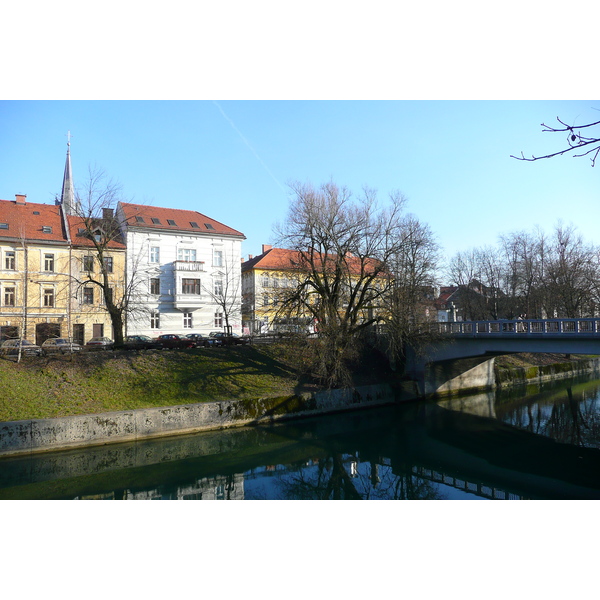 รูปถ่าย สโลวีเนีย(Slovenia) ลีอูบลีอานา(Ljubljana) เมืองเก่า(Historic Centre) 2008-01 32