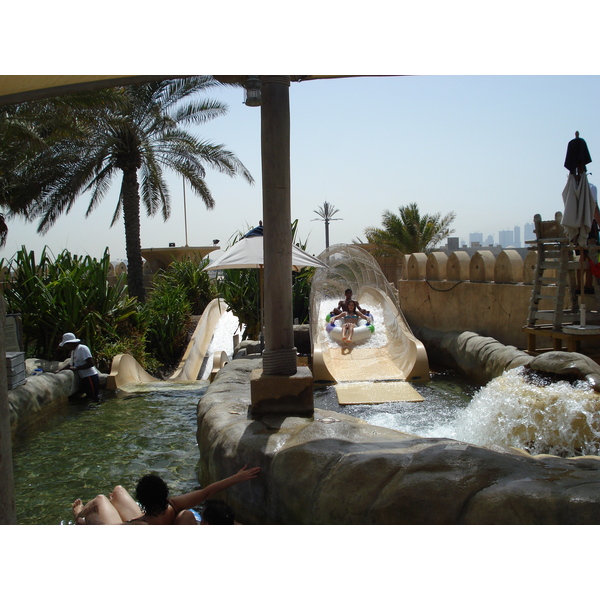 รูปถ่าย สหรัฐอาหรับเอมิเรตส์(United Arab Emirates) ดูไบ(Dubai) สวนน้ำไวลด์วาดี(Wild Wadi) 2007-03 194