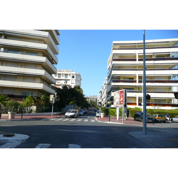 รูปถ่าย ฝรั่งเศส(France) คานส์(Cannes) ถนนเดอเลแร็ง(Avenue de Lerins) 2008-03 11