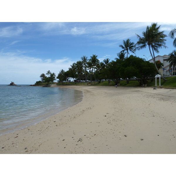 รูปถ่าย นิวแคลิโดเนีย(New Caledonia) นูเมอา(Noumea) อ่าวอ็องส์วาตา(Anse Vata) 2010-05 4