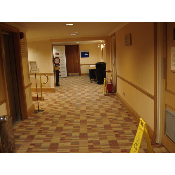 รูปถ่าย อังกฤษ(United Kingdom) แบรคเนล์ล(Bracknell) โรงแรมฮิลตัน(Hilton Hotel) 2006-10 10
