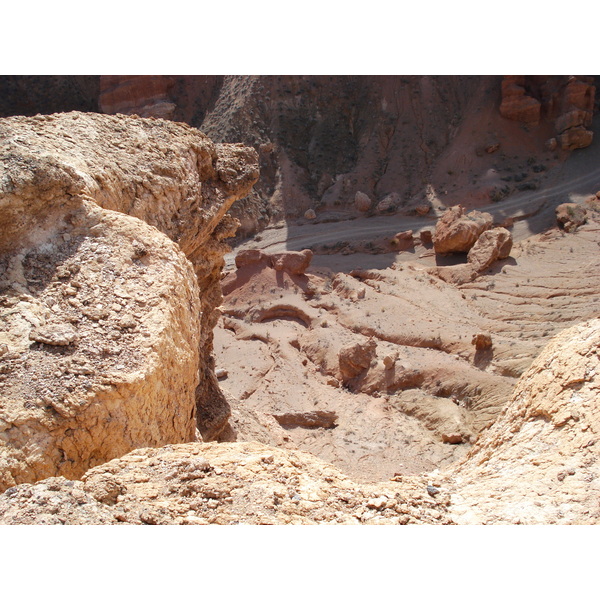 รูปถ่าย คาซัคสถาน(Kazakhstan) หุบผาชารึน(Charyn Canyon) 2007-03 81