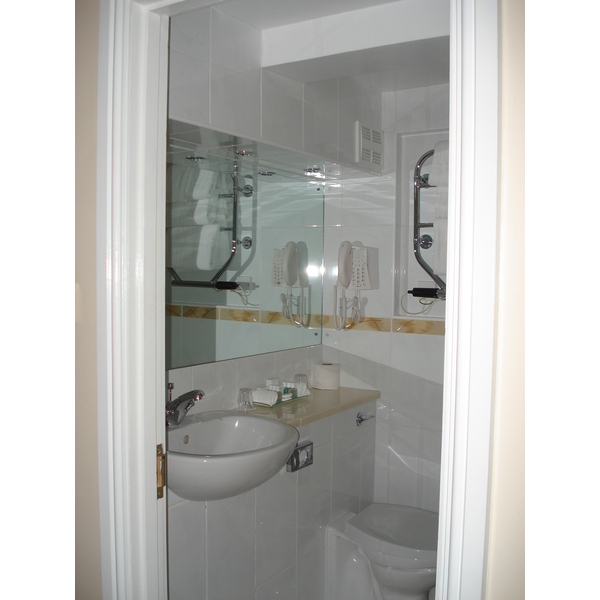รูปถ่าย อังกฤษ(United Kingdom) เวย์บริดจ์(Weybridge) โรงแรมโอ๊ตแลนด์สพาร์ก(Oatlands Park Hotel) 2006-10 6