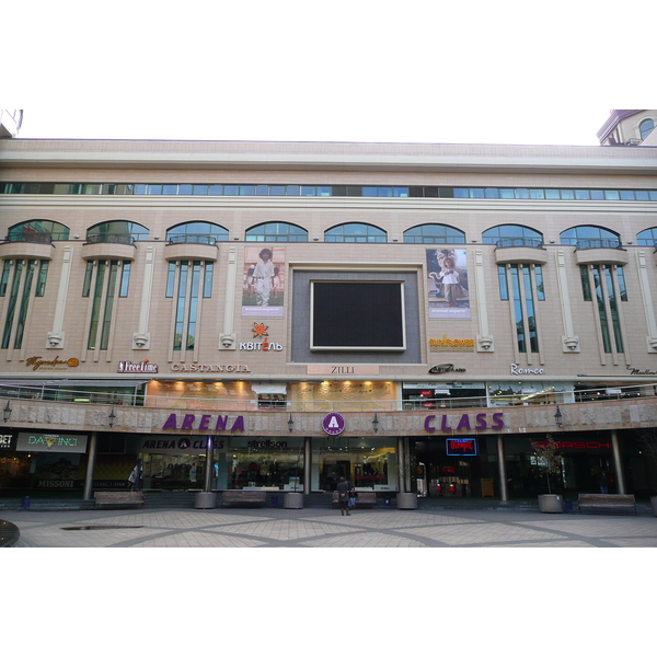 รูปถ่าย ยูเครน(Ukraine) เคียฟ(Kiev) ศูนย์การค้าอารีนาซิตี(Arena city) 2007-11 30