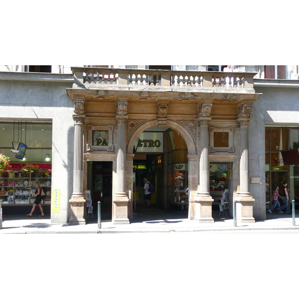 รูปถ่าย สาธารณรัฐเช็ก(Czech Republic) ปราก(Prague) นาโรดนี(Narodni) 2007-07 63