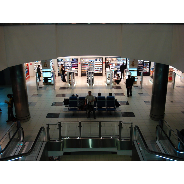 รูปถ่าย รัสเซีย(Russia) สนามบินโดโมเดโดโว(Domodedovo Airport) 2007-03 2