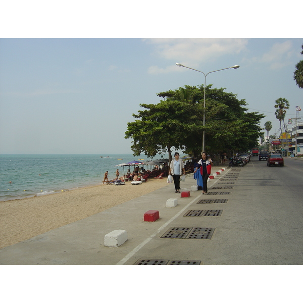 รูปถ่าย ไทย(Thailand) หาดจอมเทียน(Jomtien Beach) 2005-01 10