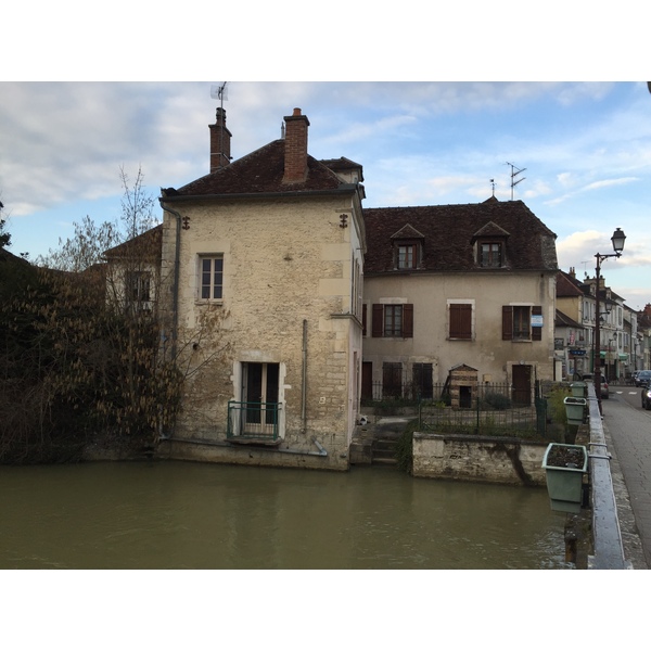 รูปถ่าย ฝรั่งเศส(France) ตอแนร์(Tonnerre) 2016-02 8