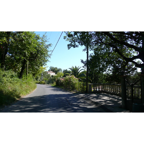 รูปถ่าย ฝรั่งเศส(France) ลาโกด(La Gaude) 2007-07 28