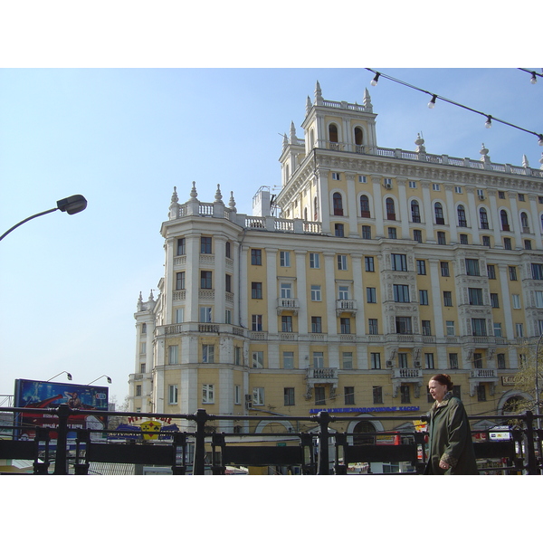 รูปถ่าย รัสเซีย(Russia) มอสโก(Moscow) ถนนตแวร์สกายา(Tverskaya Street) 2005-04 44