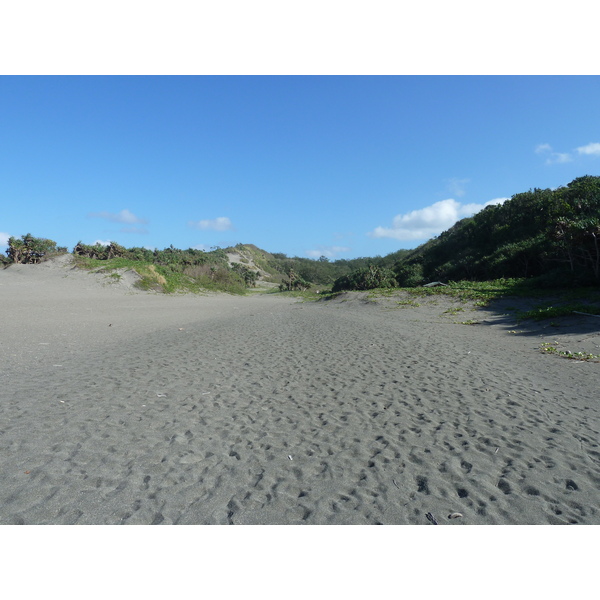 รูปถ่าย ฟิจิ(Fiji) อุทยานแห่งชาติเนินทรายซิงกาโตกา(Sigatoka sand dunes national park) 2010-05 22