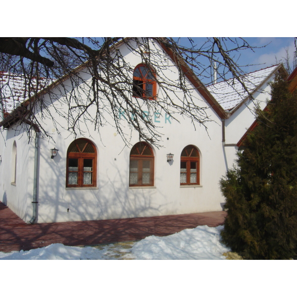 รูปถ่าย ฮังการี(Hungary) ถนนจากเปชไปบูดาเปสต์(Pecs to Budapest Road) 2005-03 5