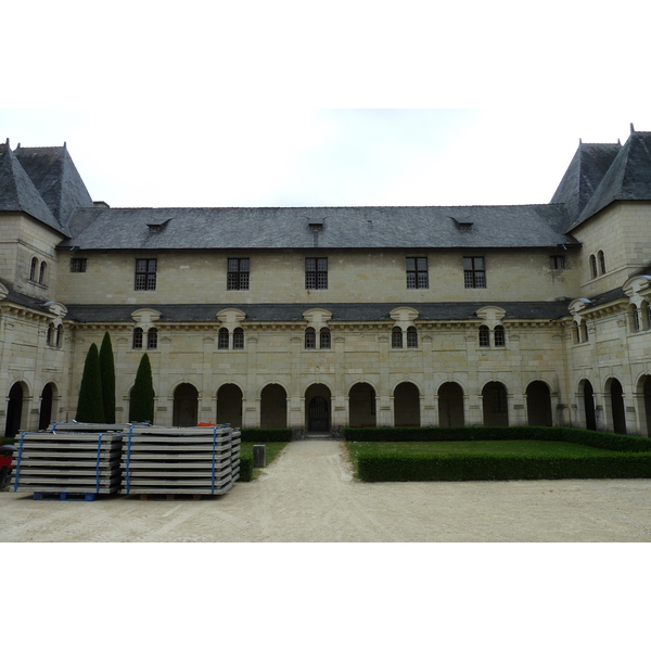 รูปถ่าย ฝรั่งเศส(France) ฟงเตอโวร์(Fontevraud) 2011-05 114
