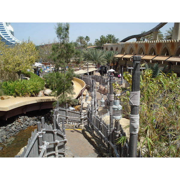 รูปถ่าย สหรัฐอาหรับเอมิเรตส์(United Arab Emirates) ดูไบ(Dubai) สวนน้ำไวลด์วาดี(Wild Wadi) 2007-03 92