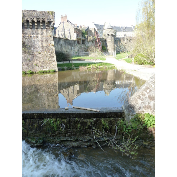 รูปถ่าย ฝรั่งเศส(France) ฟูแฌร์(Fougeres) 2010-04 111