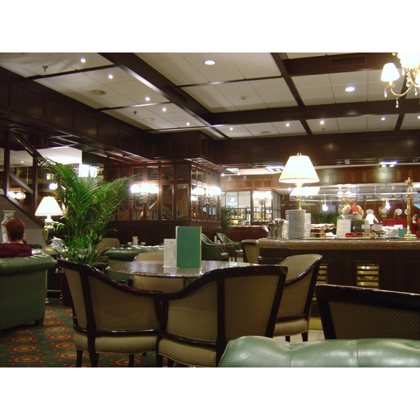 รูปถ่าย ฮังการี(Hungary) บูดาเปสต์(Budapest) โรงแรมแมริออท(Marriott Hotel) 2005-03 1