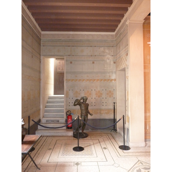 รูปถ่าย ฝรั่งเศส(France) โบลีเยอ-ซูร์-แมร์(Beaulieu sur Mer) วิลลาเกรีลอส(Villa Kerylos) 2009-05 112