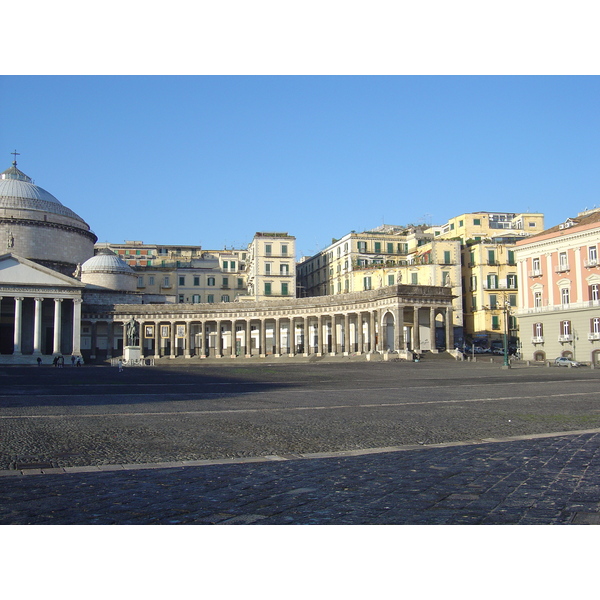รูปถ่าย อิตาลี(Italy) นาโปลี(Naples) 2004-11 29