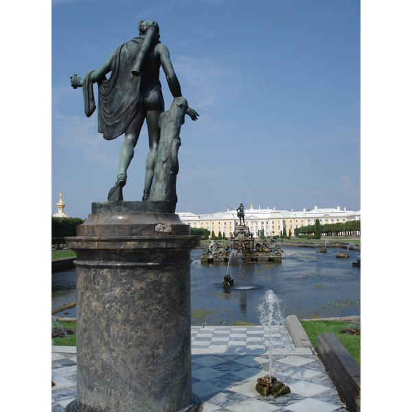 รูปถ่าย รัสเซีย(Russia) เปโทรดโวเรทส์(Petrodvorets) 2006-07 113