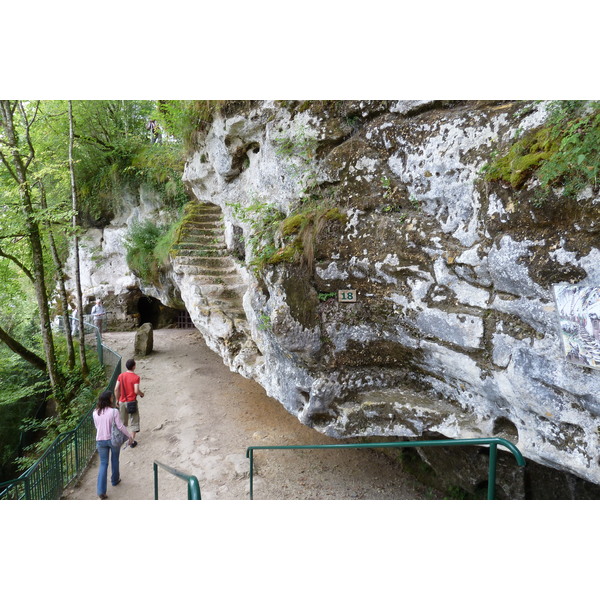 รูปถ่าย ฝรั่งเศส(France) ลาร็อกแซ็งคริสตอฟ(La Roque St Christophe) 2010-08 57