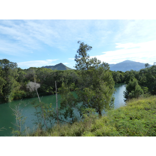 รูปถ่าย นิวแคลิโดเนีย(New Caledonia) ถนนจากตงตูตาไปทีโอ(Tontouta to Thio road) 2010-05 67