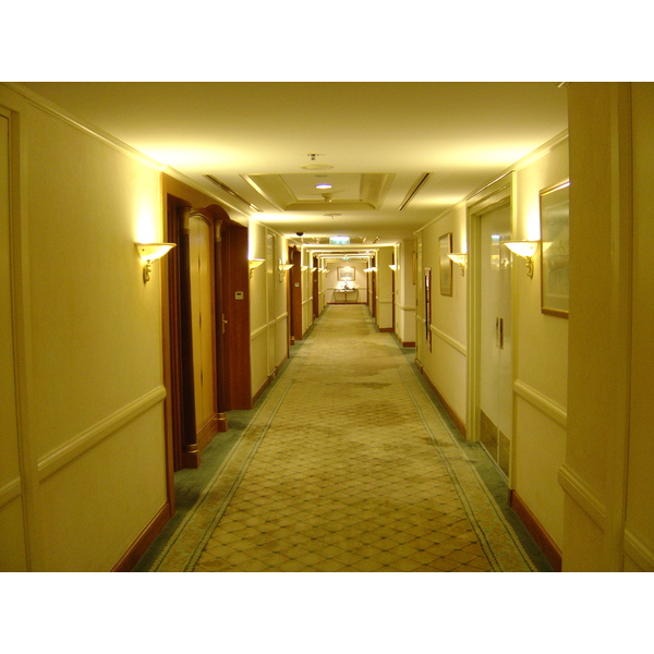 รูปถ่าย ไทย(Thailand) กรุงเทพมหานคร(Bangkok) โรงแรมอินเตอร์คอนติเนนตัล(Intercontinental Hotel) 2004-10 12