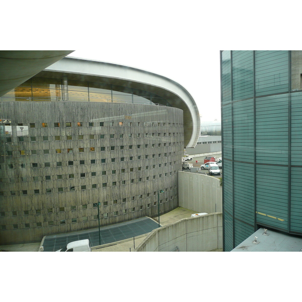 รูปถ่าย ฝรั่งเศส(France) ท่าอากาศยานปารีส-ชาร์ล-เดอ-โกล(Paris Charles de Gaulle Airport) 2007-11 10