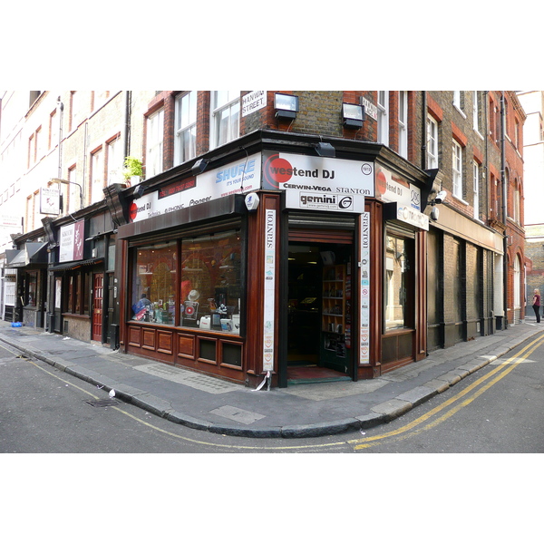 รูปถ่าย อังกฤษ(United Kingdom) ลอนดอน(London) ถนนแฮนเวย์(Hanway Street) 2007-09 9