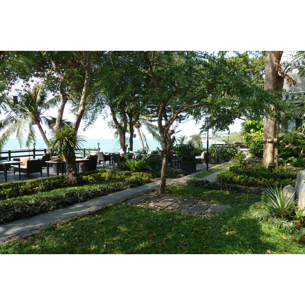 รูปถ่าย ไทย(Thailand) พัทยา(Pattaya) โกลเด้นคลิฟ(Golden cliff) 2011-02 14