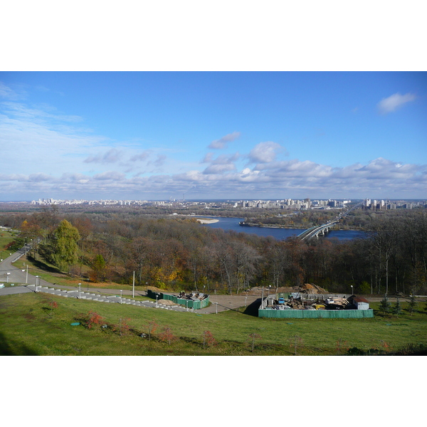 รูปถ่าย ยูเครน(Ukraine) เคียฟ(Kiev) เปเชิชค์.(Pechersk) 2007-11 4