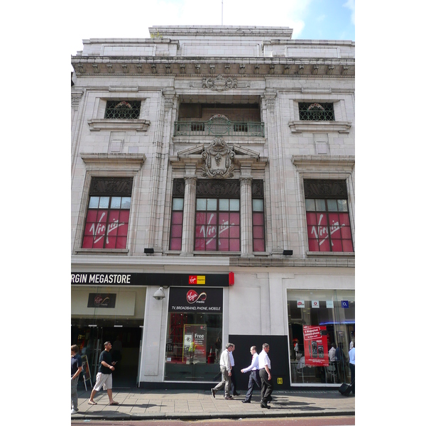 รูปถ่าย อังกฤษ(United Kingdom) ลอนดอน(London) ถนนท็อตแนมคอร์ต(Tottenham Court Road) 2007-09 36