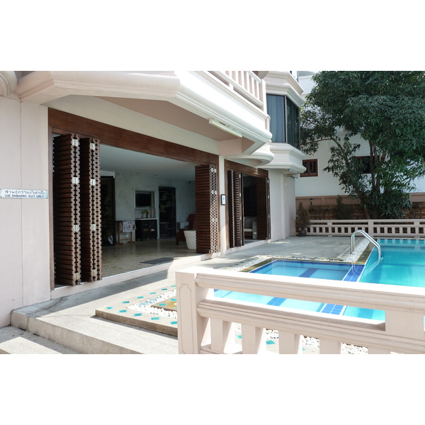 รูปถ่าย ไทย(Thailand) พัทยา(Pattaya) โกลเด้นคลิฟ(Golden cliff) 2011-02 18