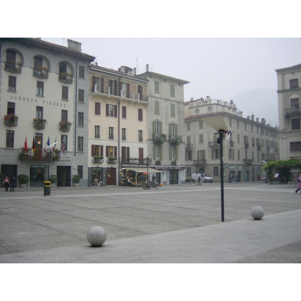 รูปถ่าย อิตาลี(Italy) โคโม(Como) 2001-10 11