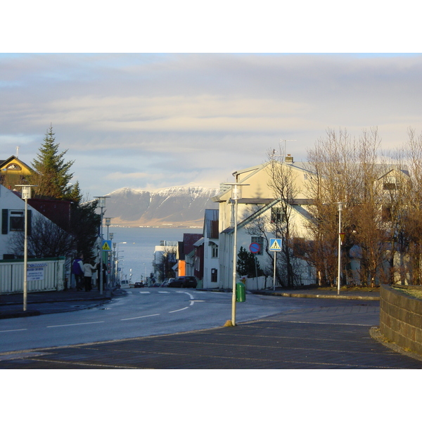 รูปถ่าย ไอซ์แลนด์(Iceland) เรกยะวิก(Reykjavik) 2003-03 13
