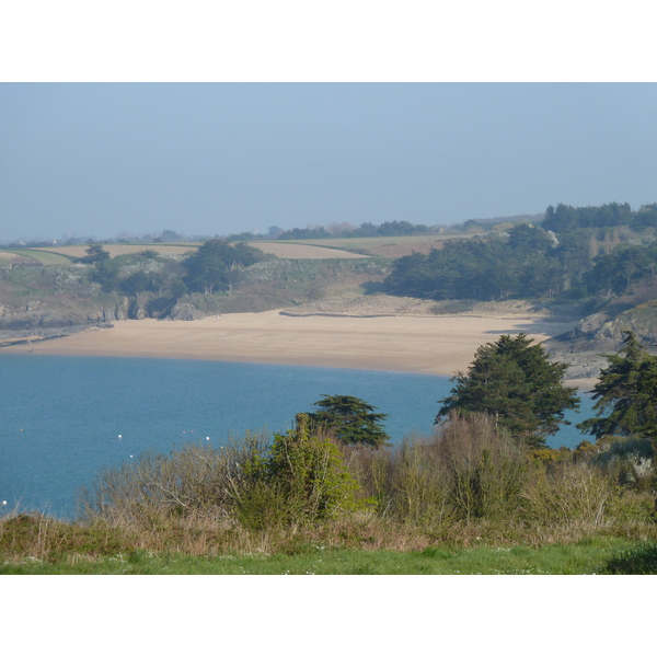 รูปถ่าย ฝรั่งเศส(France) แซ็งกูลง(St Coulomb) 2010-04 26