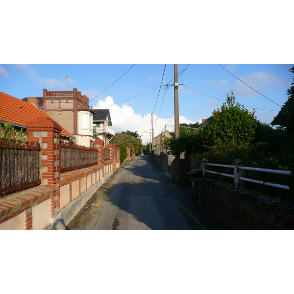 รูปถ่าย ฝรั่งเศส(France) เพรฟาย(Prefailles) ตรอกซอกซอยในเปรฟาย(Ruelles de Prefailles) 2007-07 0
