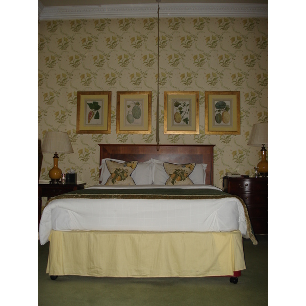 รูปถ่าย อังกฤษ(United Kingdom) วิมเบลดัน(Wimbledon) โรงแรมแคนนิซาโรเฮาส์(Cannizaro House Hotel) 2006-10 20