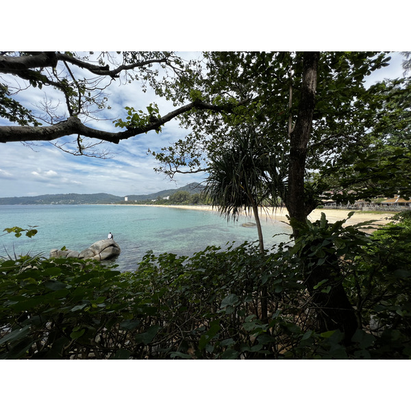 รูปถ่าย ไทย(Thailand) ภูเก็ต(Phuket) หาดกะรน(Karon Beach) ร้านอาหารออนเดอะร็อก(On the rock Restaurant) 2021-12 24