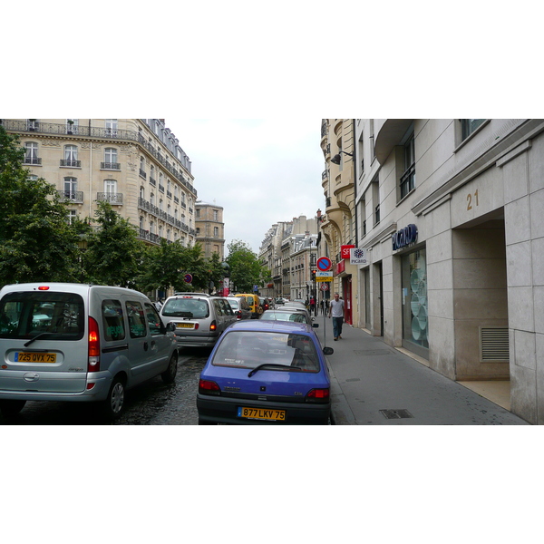 รูปถ่าย ฝรั่งเศส(France) ปารีส(Paris) คุ้มที่ 17 (17th Arrondissement) ถนนเลวี(Rue Levis) 2007-05 24