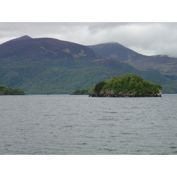 รูปถ่าย ไอร์แลนด์(Ireland) เคอร์รี่(Kerry) สวนสาธารณะคิลลาร์นีย์เนชั่นเนล(Killarney National Park) ทะเลสาบมัครอส(Muckross Lake) 2004-05 9